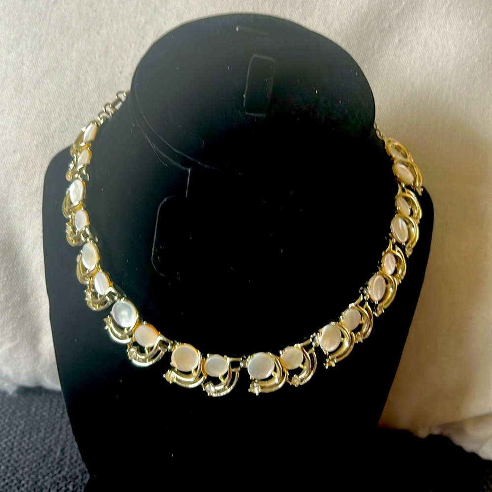 Choker with rhinestones